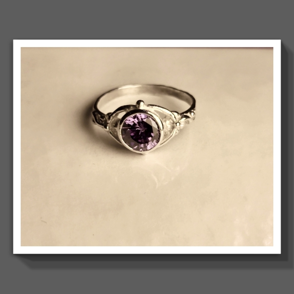 Sterling Silver Amethyst Antique Ring